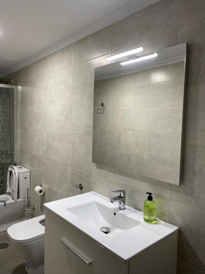 Verano Apartment Торевиеха Екстериор снимка